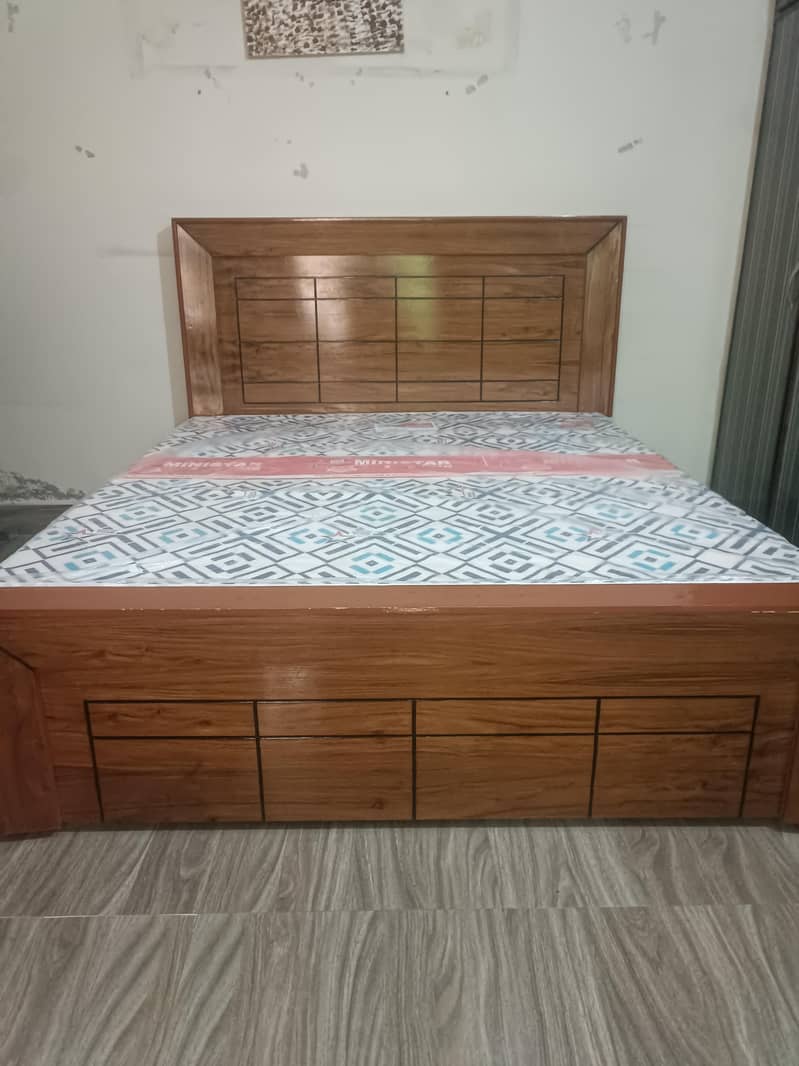Full King Size bed 1