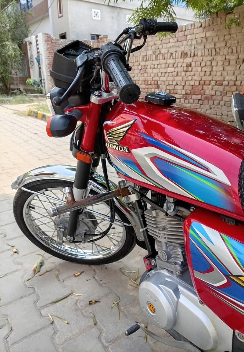 CG 125 0