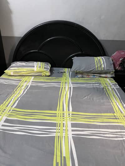 Bed set for sale