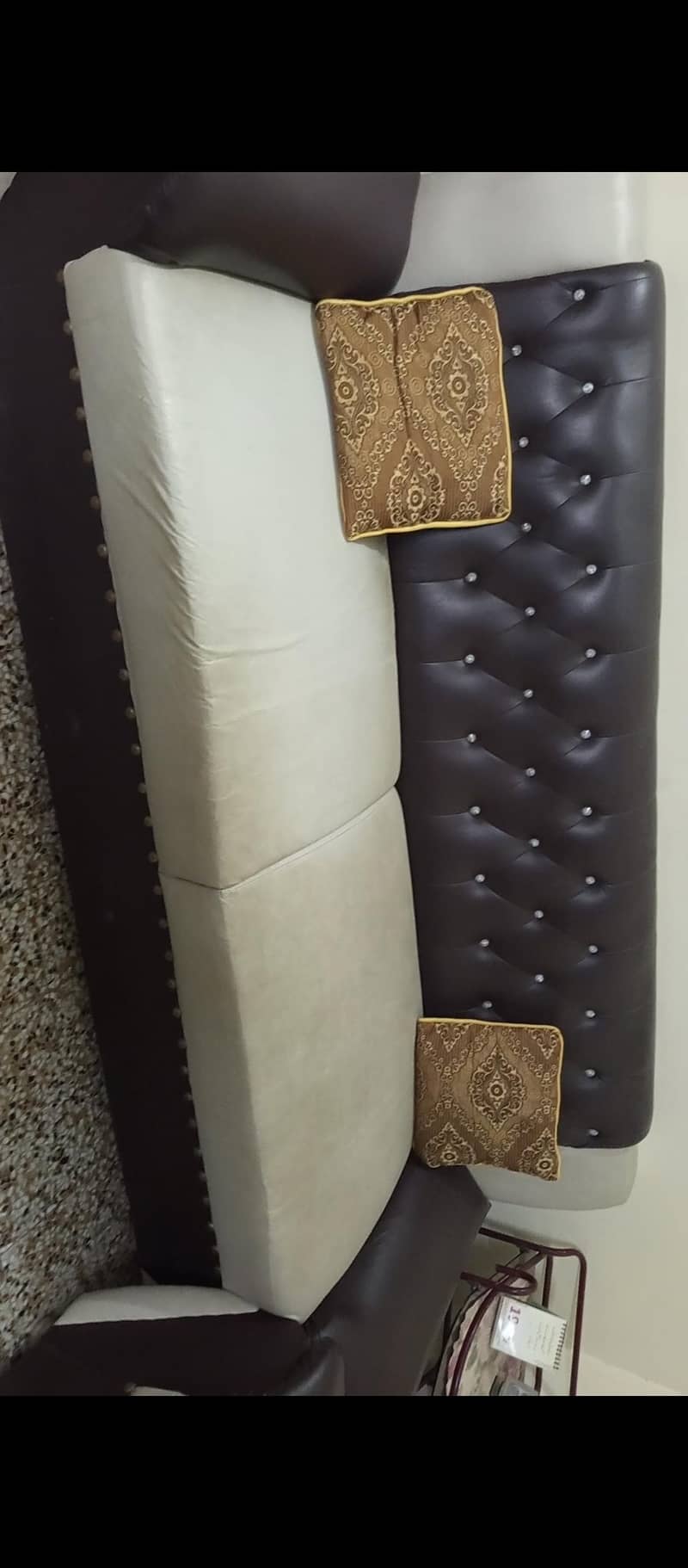sofa set with table 4