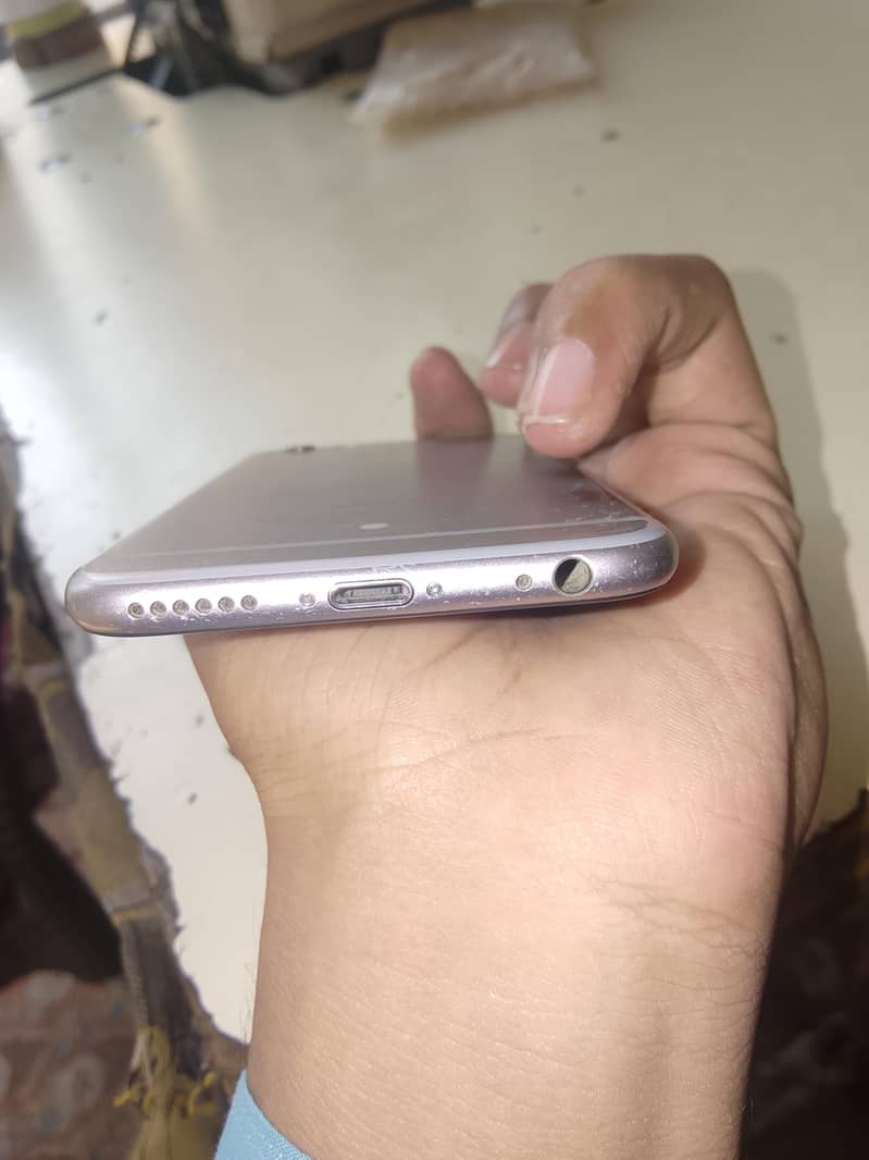 Apple iPhone 6 2