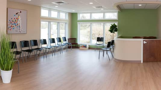 Female receptionist required
