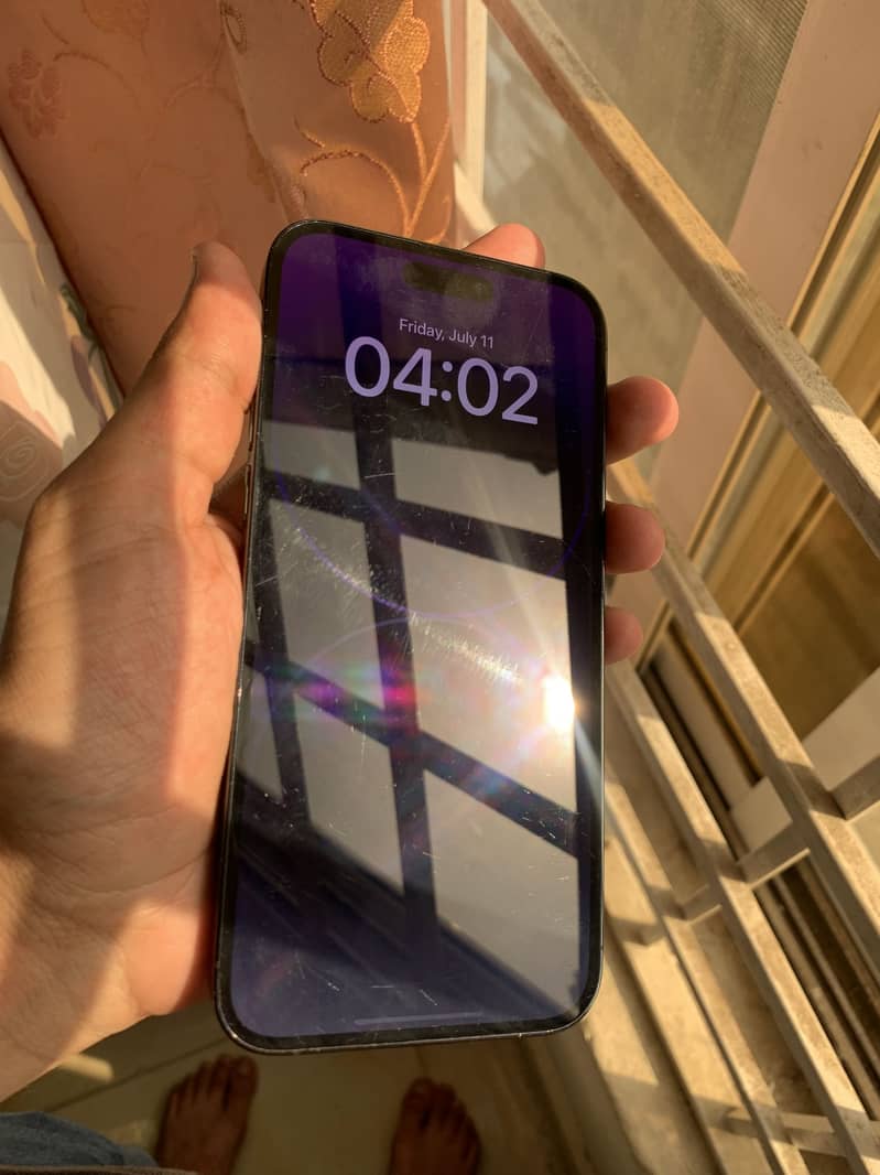 Apple iPhone 14 Pro Max 3