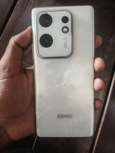 Infinix Zero 30