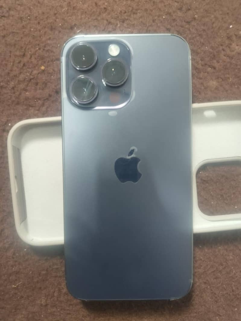 Apple iPhone 14 Pro Max 3