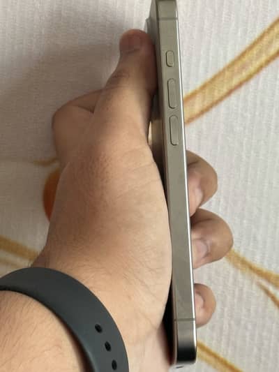 Apple iPhone 15 Pro