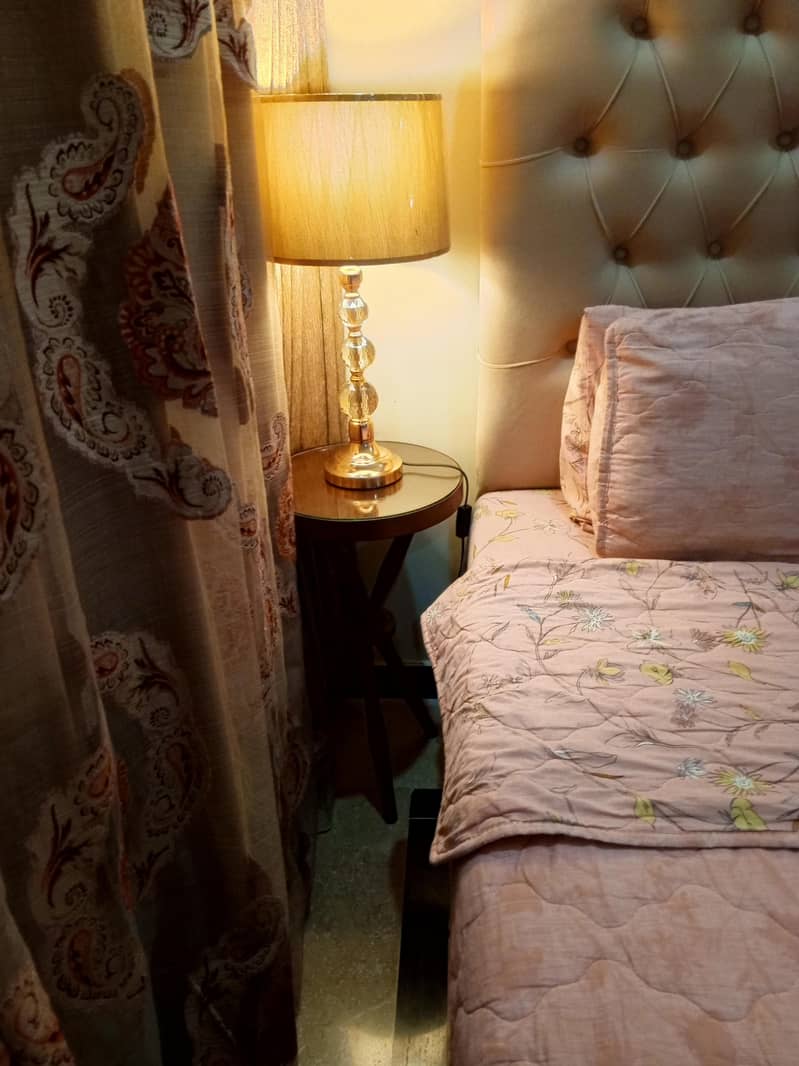 Complete Queen Size Bedset 2