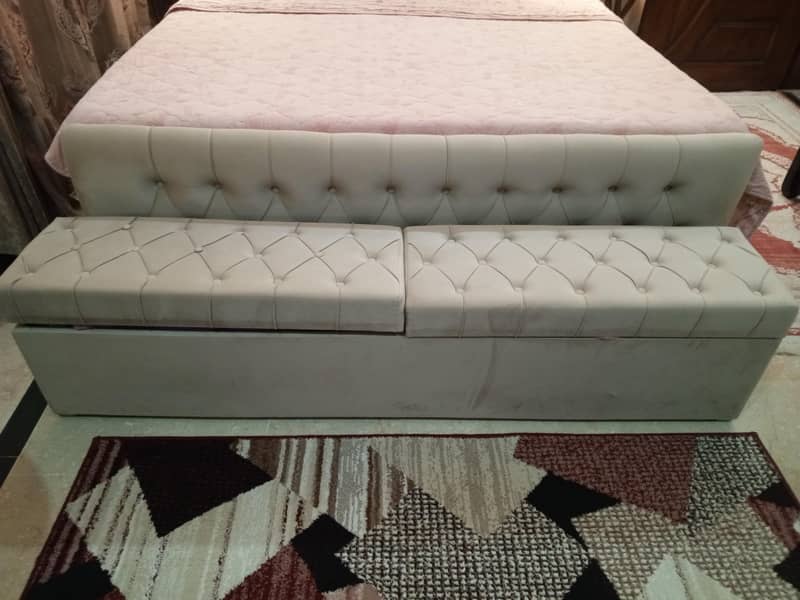 Complete Queen Size Bedset 6