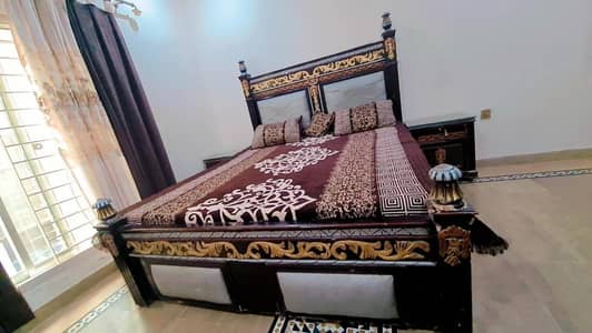 Luxury King Size Wooden Bed with 2 Side Tables