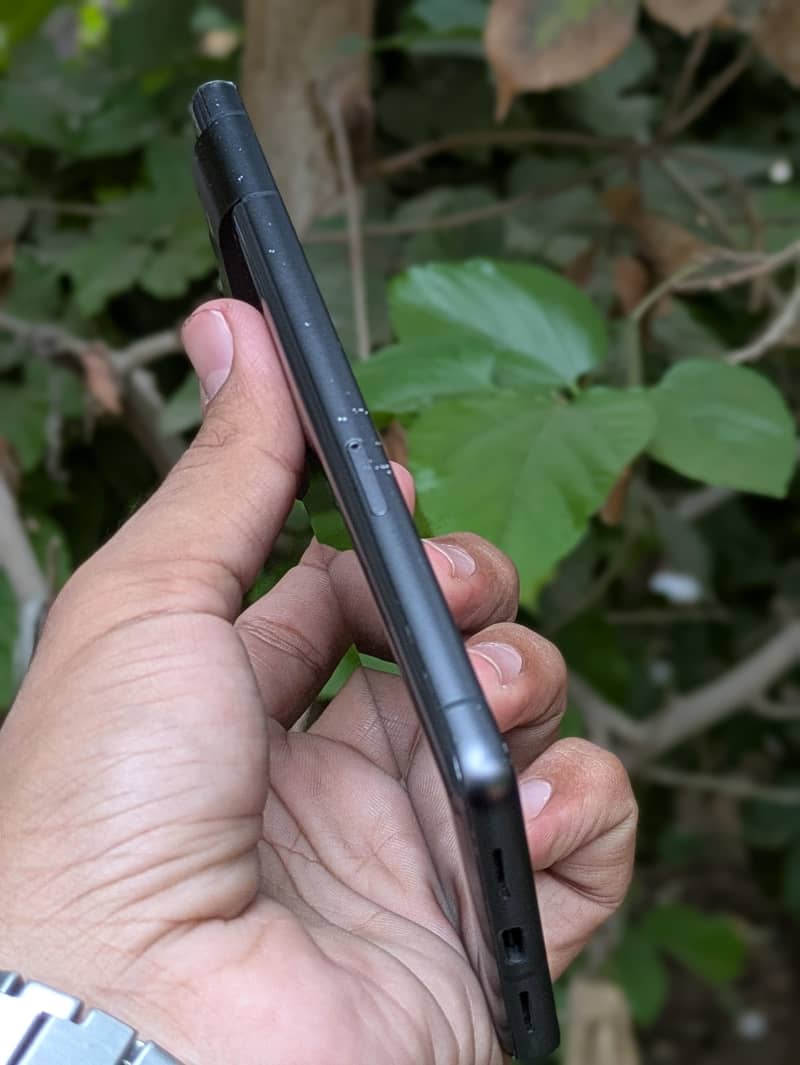 Google Pixel 7 4