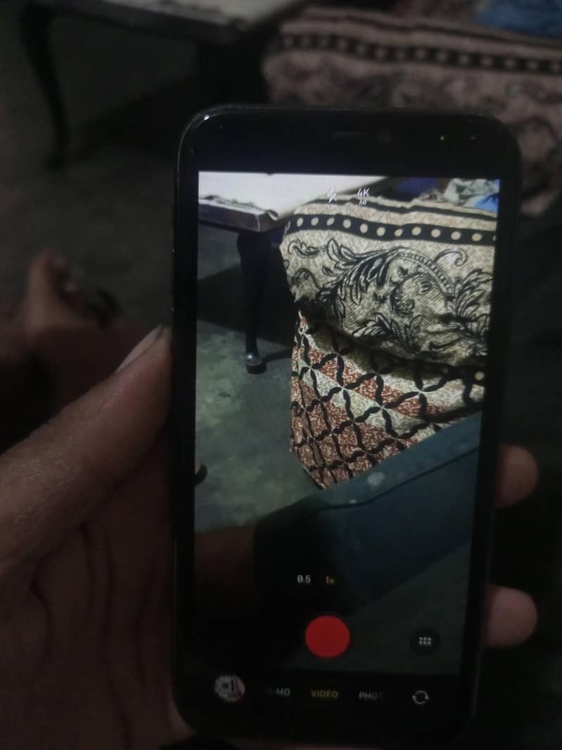 Apple iPhone 11 5