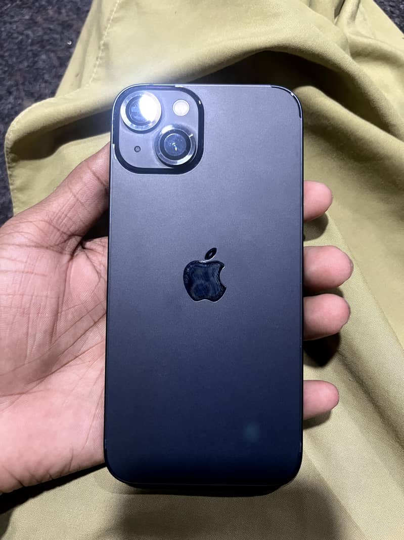 Apple iPhone 13 7