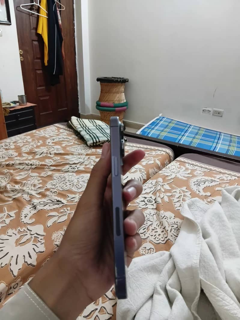 Apple iPhone 14 Pro Max 3