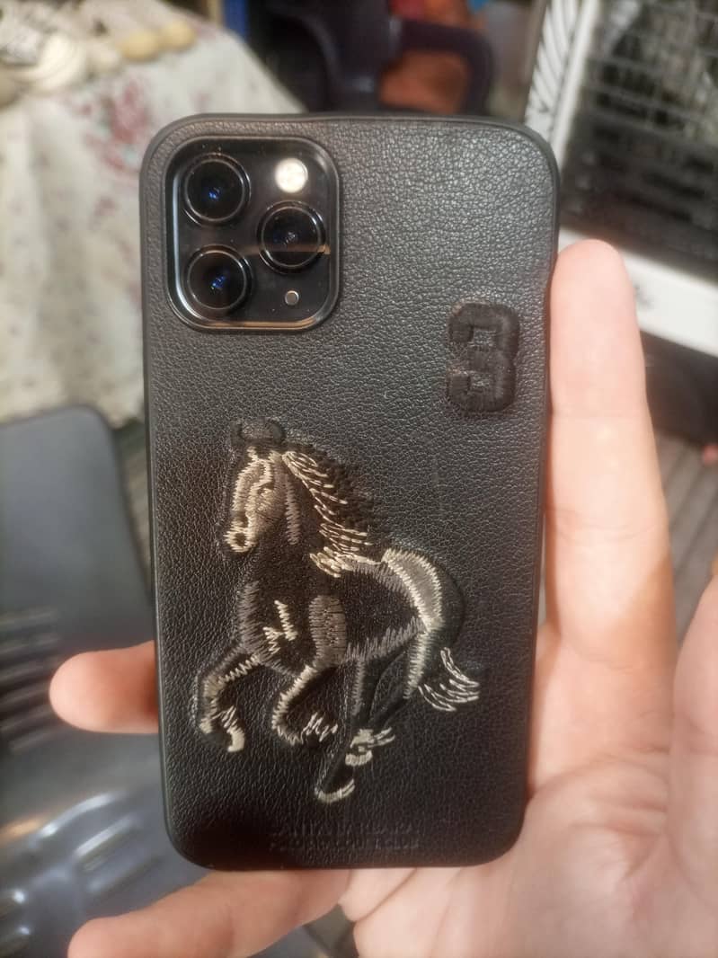 Apple iPhone 11 Pro 1