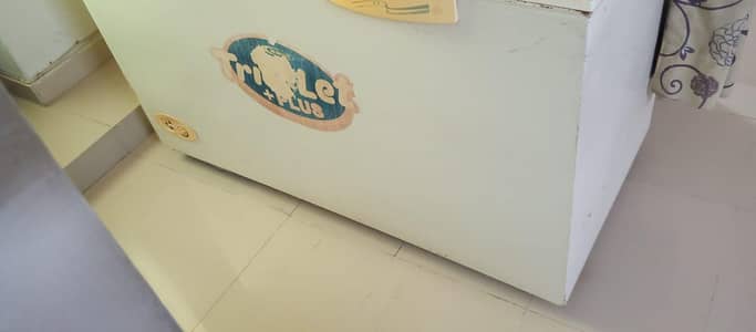 waves double door deep freezer for sale (non inverter)