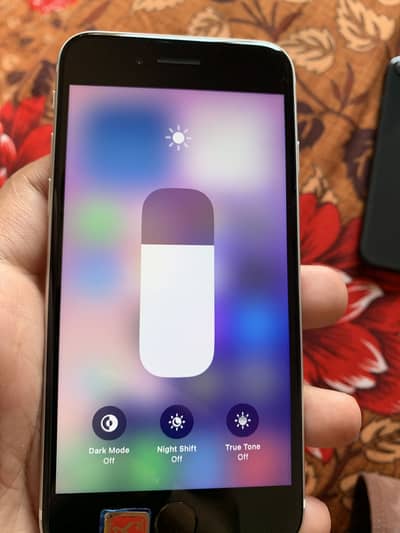 Apple iPhone SE