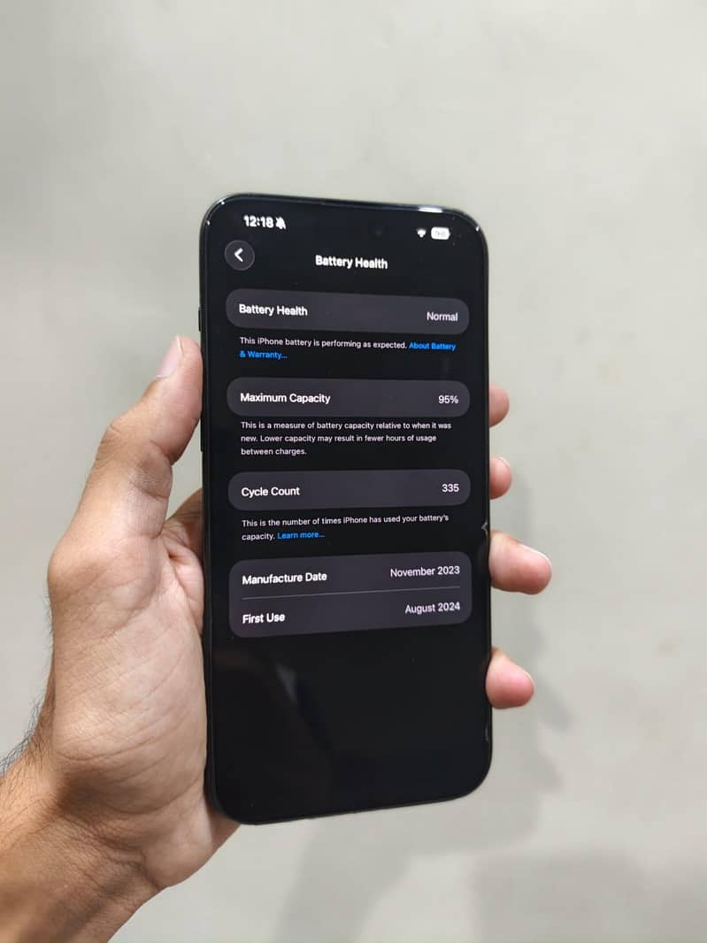 Apple iPhone 15 Pro Max 6