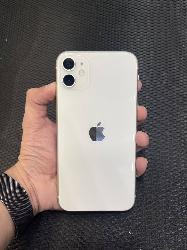 Apple iPhone 11 0