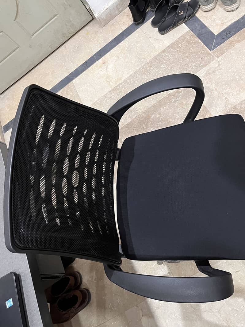 Study Table and chair 5