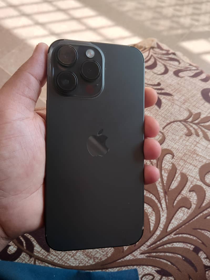 Apple iPhone 14 Pro Max 3