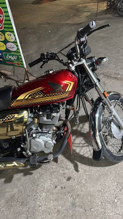Honda 125 gold special edition