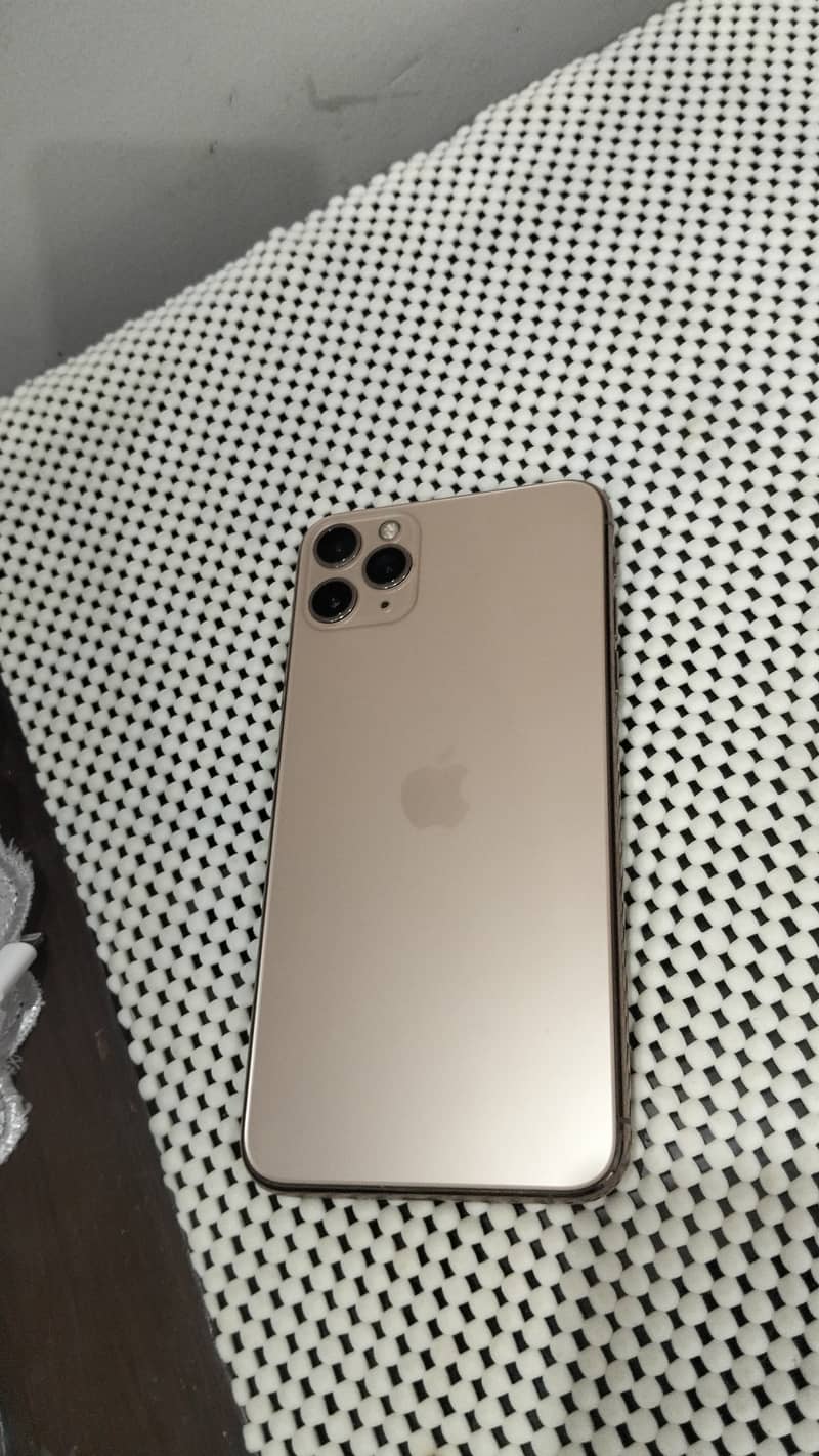 Apple iPhone 11 Pro Max 0
