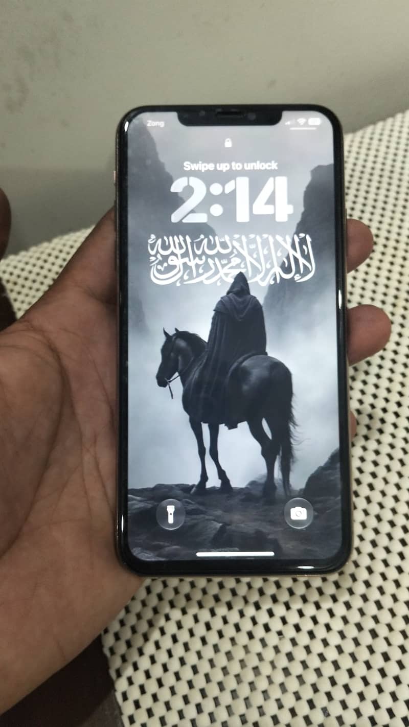 Apple iPhone 11 Pro Max 1
