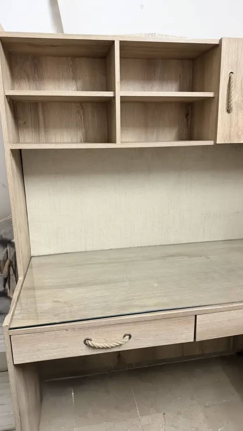 Habitt study table 3