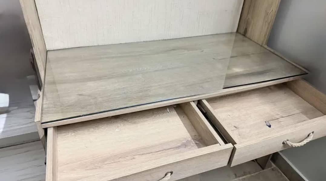 Habitt study table 9