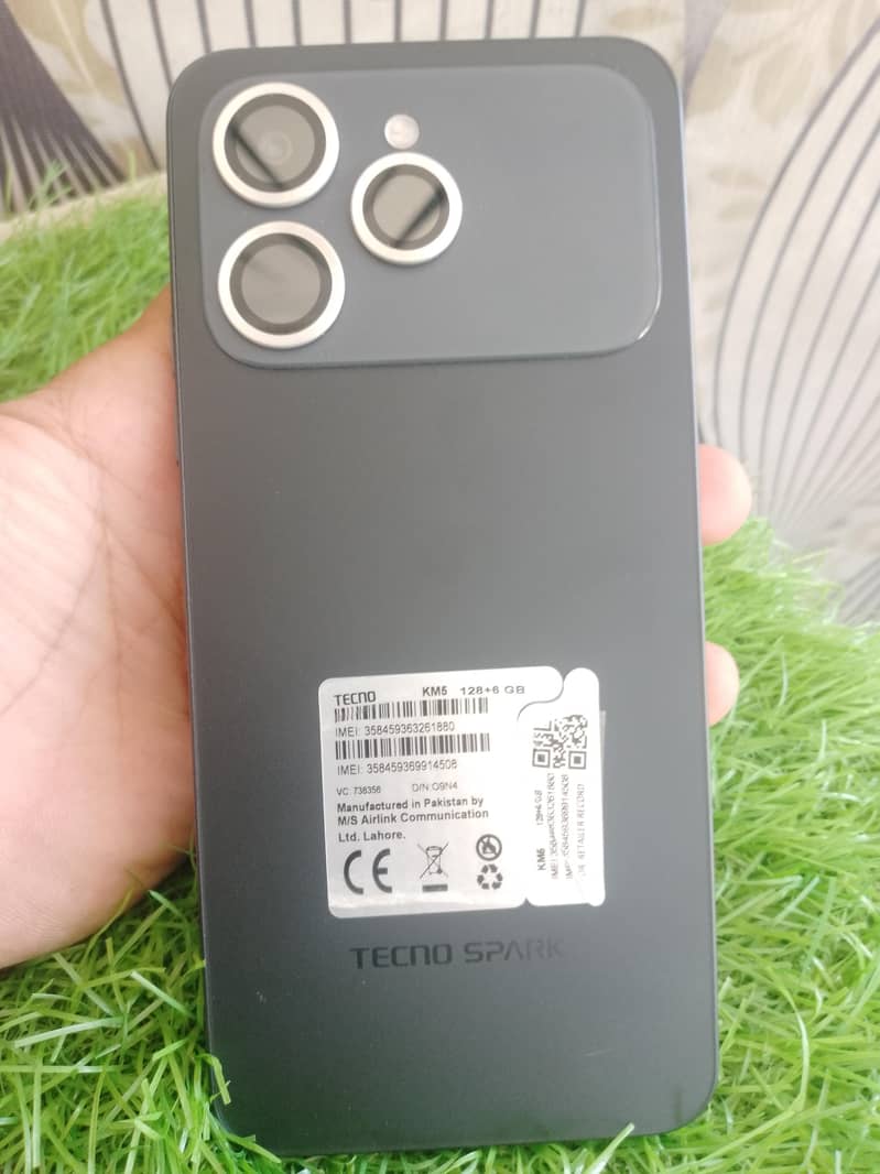 Tecno Spark 40 1