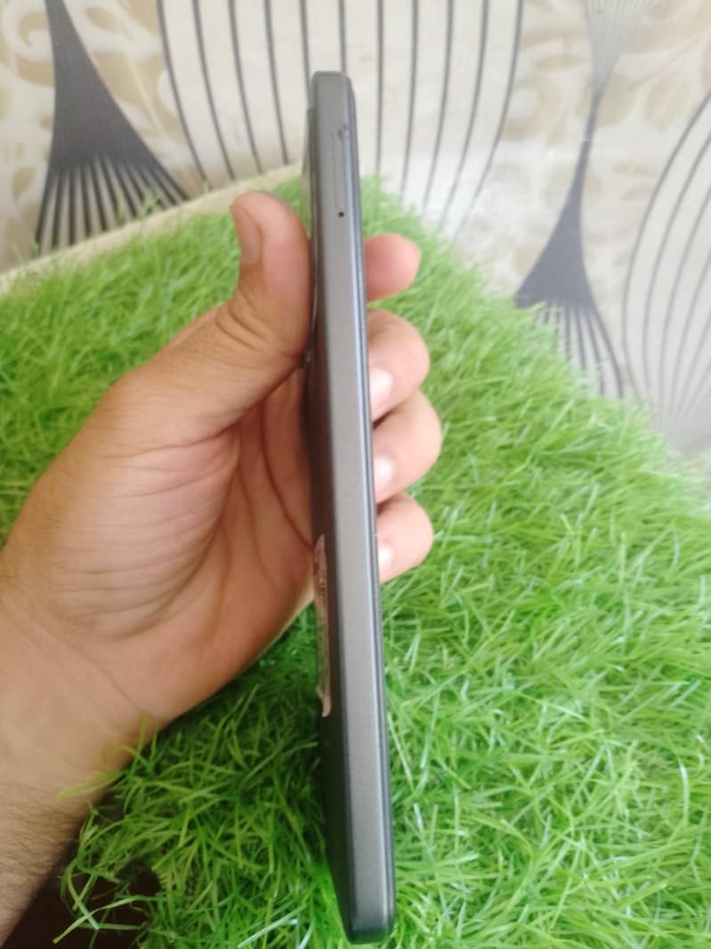 Tecno Spark 40 2