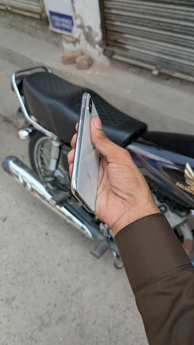 Apple iPhone X
