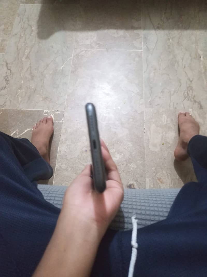 Apple iPhone 11 1