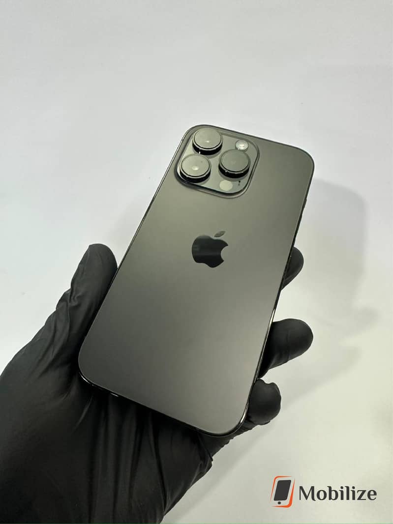 Apple iPhone 14 Pro 1