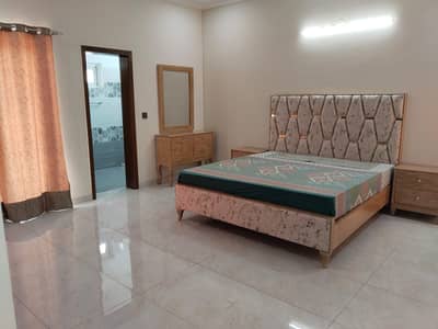 Fully Furnished 1 Kanal 2 Bed 100K, 1 Kanal 3 Bed 150K, (Daily, Weekly, Monthly) Basis Independent Portion For Rent Send Message On My WhatsApp & I Will Send Video