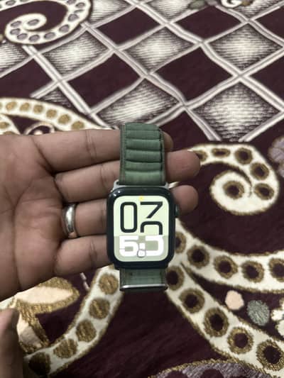84 batery healt without box only charger available