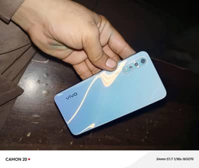 Vivo S1