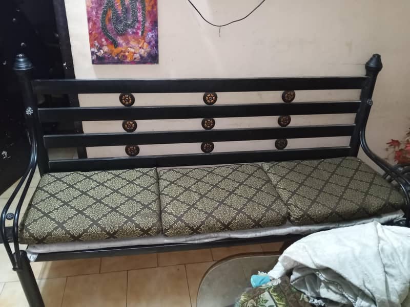 IRON SOFA 3