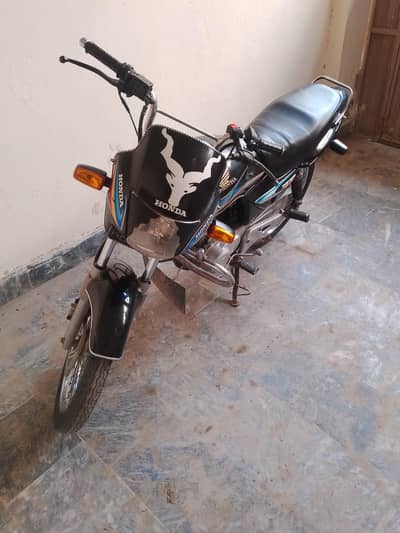 Honda deluxe 125