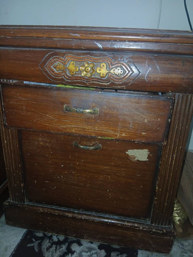 side tables 0