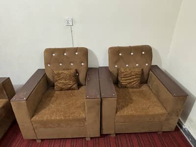 Sofa set with table