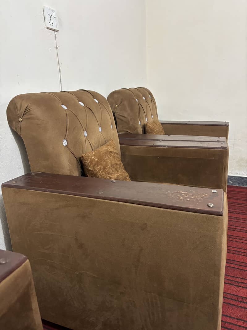 Sofa set with table 1