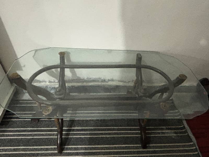 Sofa set with table 4