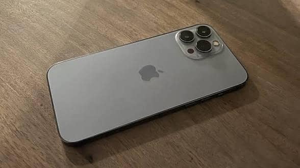 Apple iPhone 13 Pro 0