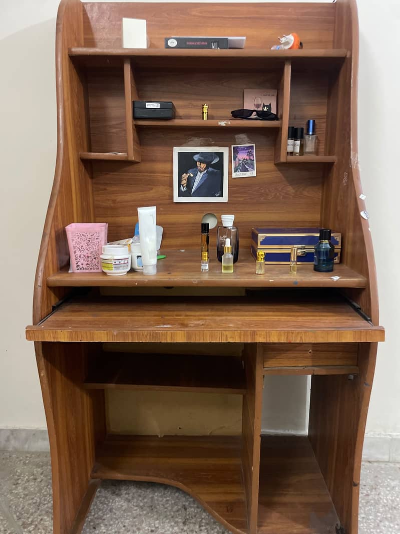 Wooden study table 3
