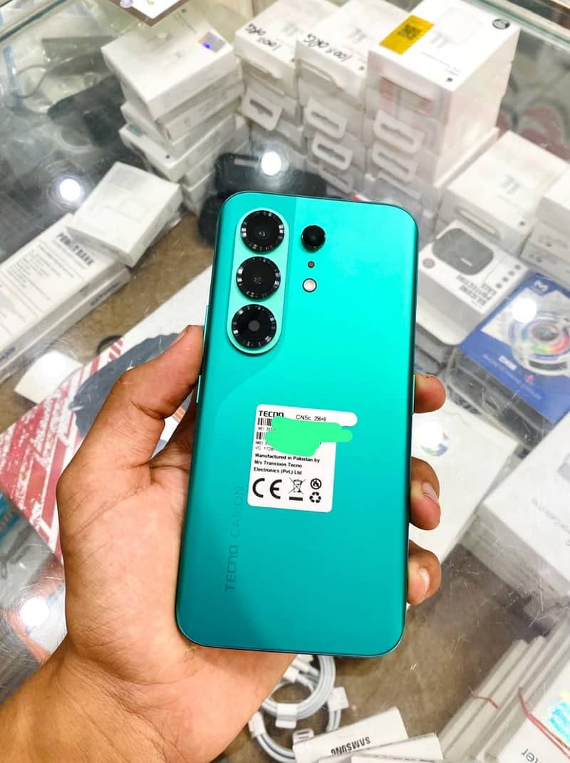Tecno CAMON 15 Pro 0