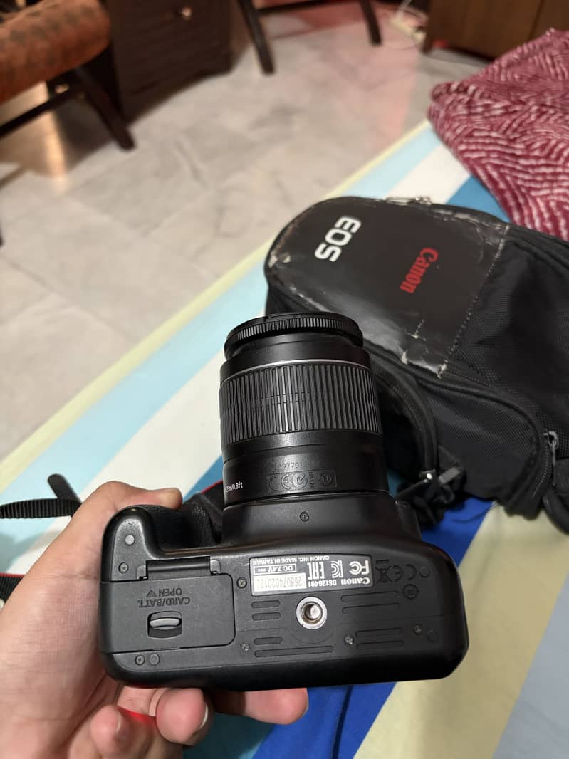 Canon EOS 1200D 2