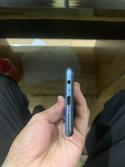 Vivo V21e.      only mobile