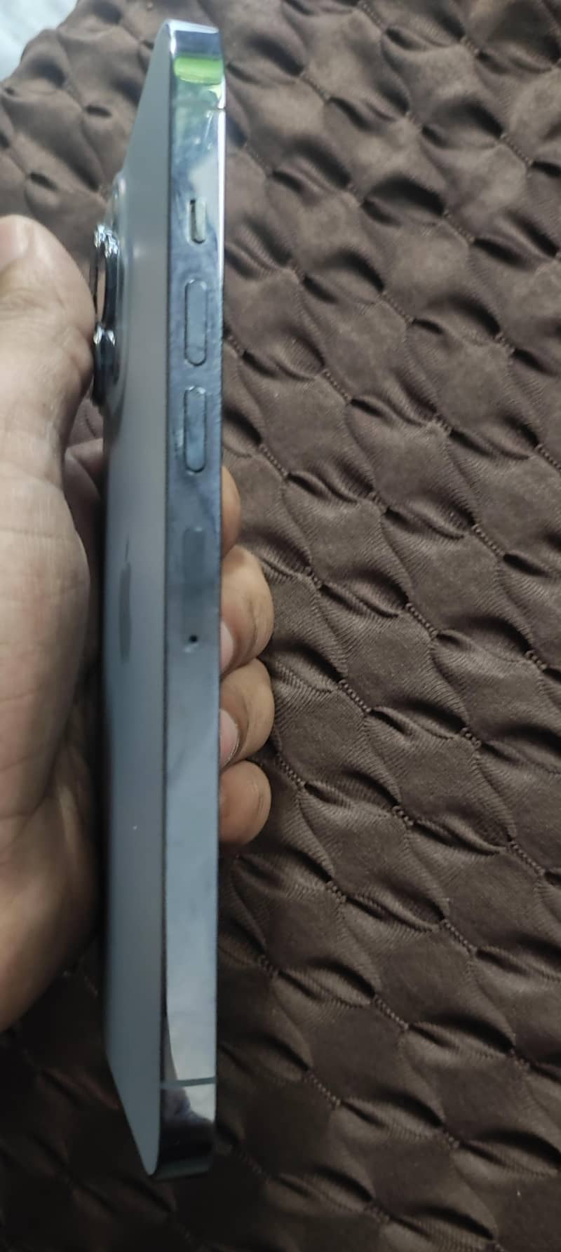 Apple iPhone 13 Pro Max 4