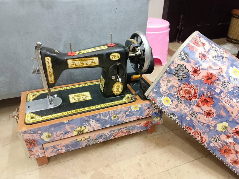 sewing machine best condition 2